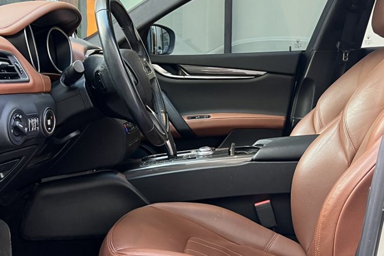 Used Maserati Ghibli 2018 Revised Version 3.0T Standard Edition Interior 2