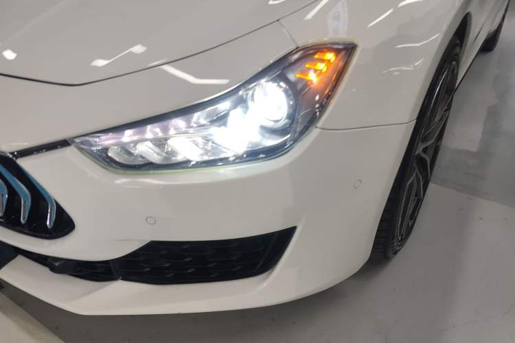 Used Maserati Ghibli 2018 Revised Version 3.0T Standard Edition Left Front Headlight