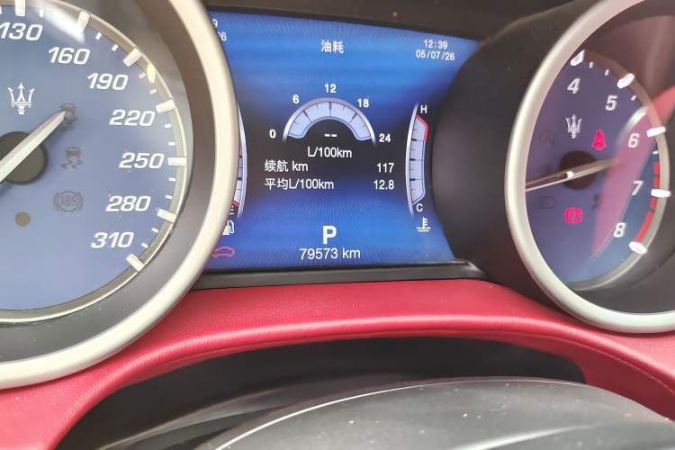 Used Maserati Ghibli 2018 3.0T Standard Edition Odometer Close Up