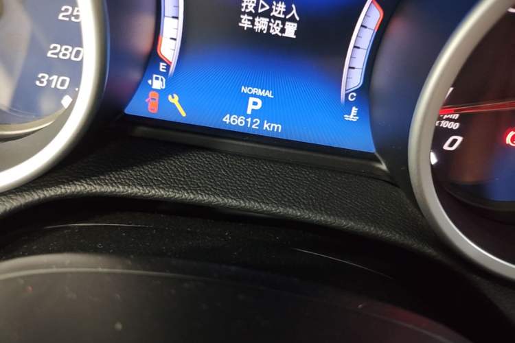 Used Maserati Ghibli 2018 Revised Version 3.0T Standard Edition Odometer Close Up
