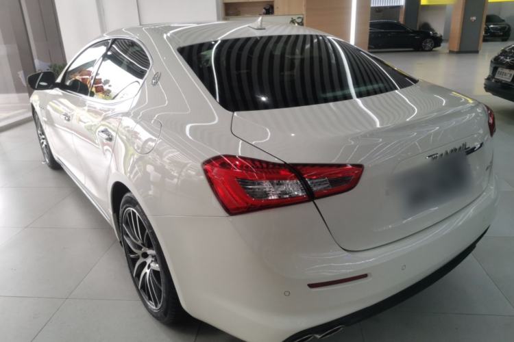 Used Maserati Ghibli 2018 3.0T Standard Edition Rear Left 45 Deg