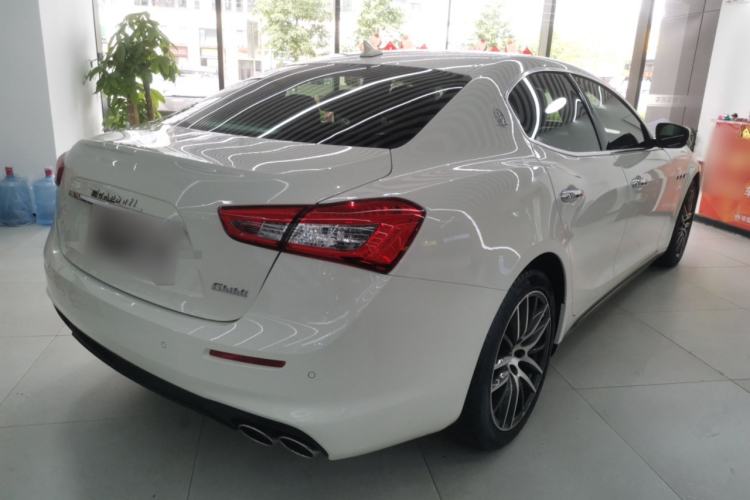 Used Maserati Ghibli 2018 3.0T Standard Edition Rear Right 45 Deg