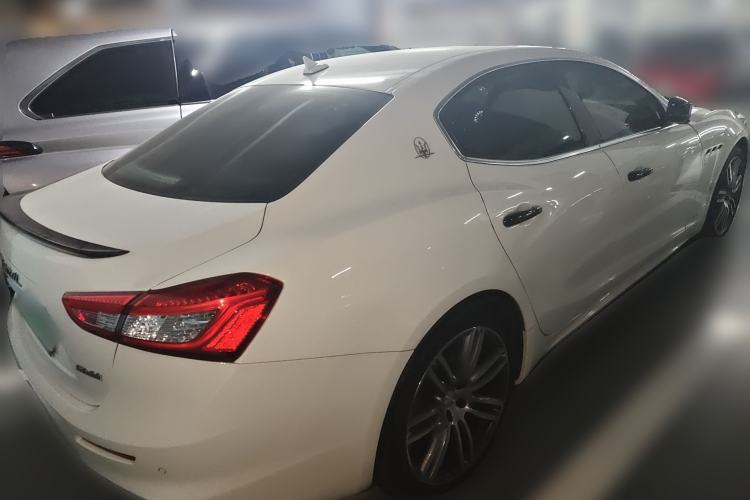 Used Maserati Ghibli 2018 3.0T Sport Edition Rear Right 45 Deg
