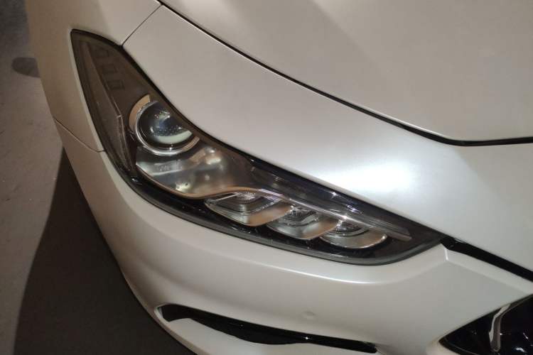 Used Maserati Ghibli 2018 Revised Version 3.0T Standard Edition Right Front Headlight