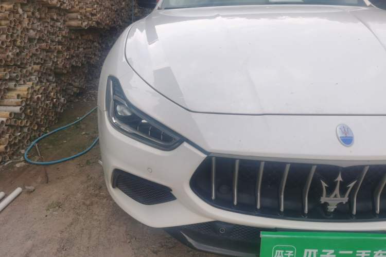 Used Maserati Ghibli 2018 3.0T Sport Edition Right Front Headlight