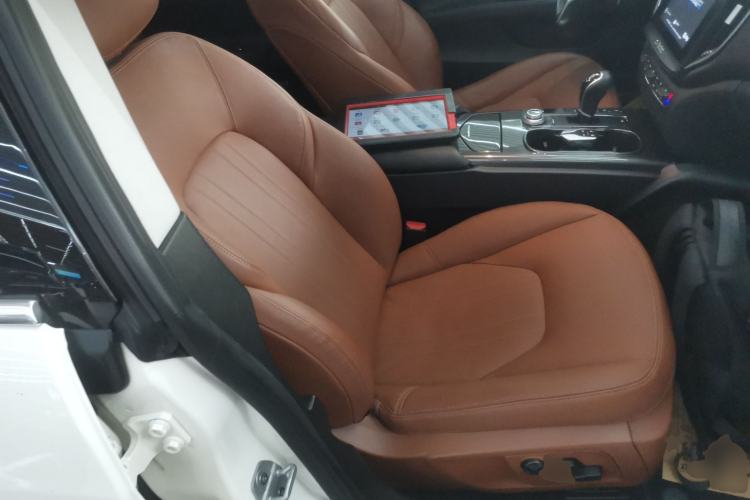 Used Maserati Ghibli 2018 3.0T Standard Edition Right Front Seat