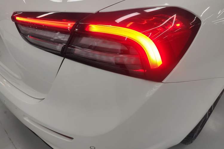 Used Maserati Ghibli 2018 Revised Version 3.0T Standard Edition Right Rear Taillight