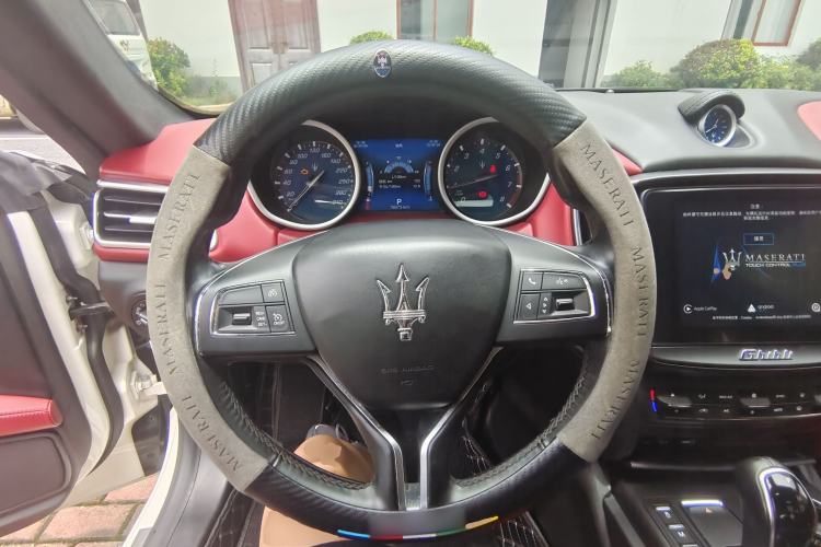 Used Maserati Ghibli 2018 3.0T Standard Edition Steering Wheel