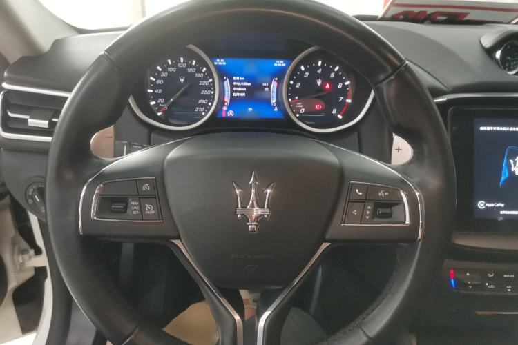 Used Maserati Ghibli 2018 3.0T Standard Edition Steering Wheel