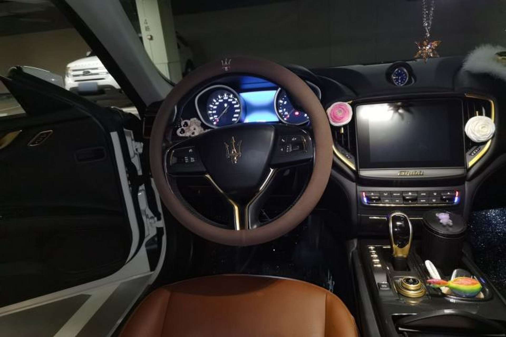 Used Maserati Ghibli 2018 Revised Version 3.0T Standard Edition Steering Wheel