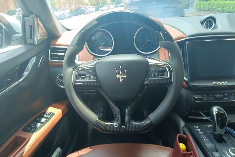 Used Maserati Ghibli 2018 Revised Version 3.0T Standard Edition Steering Wheel