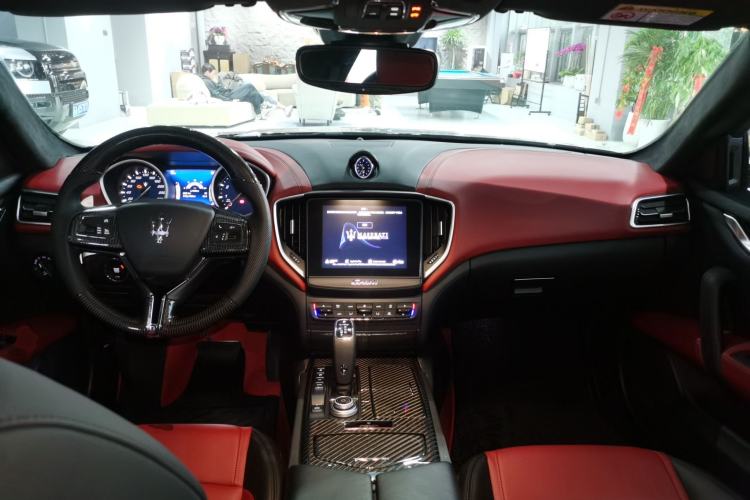 Used Maserati Ghibli 2019 3.0T Diamond Black Global Limited Edition China VI Standard Center Console