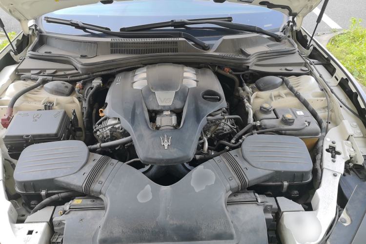 Used Maserati Ghibli 2019 3.0T Standard Version China V Emission Standard Engine Bay
