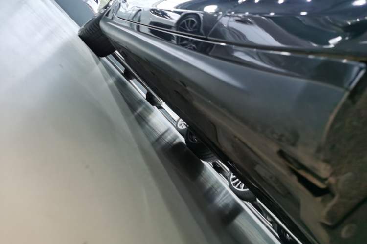 Used Maserati Ghibli 2019 3.0T Diamond Black Global Limited Edition China VI Standard Right Side Sill