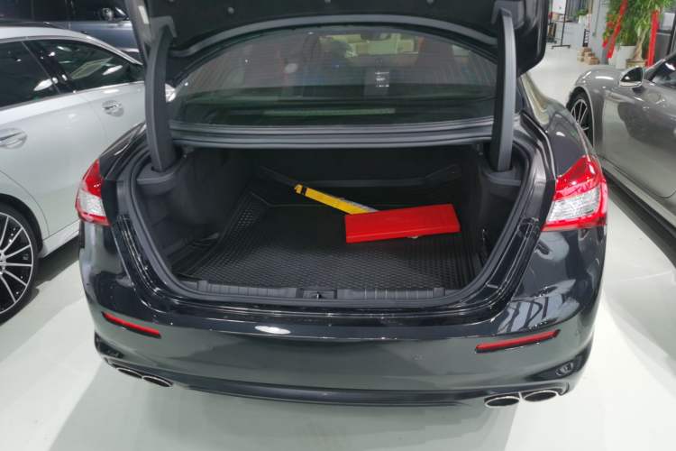 Used Maserati Ghibli 2019 3.0T Diamond Black Global Limited Edition China VI Standard Trunk