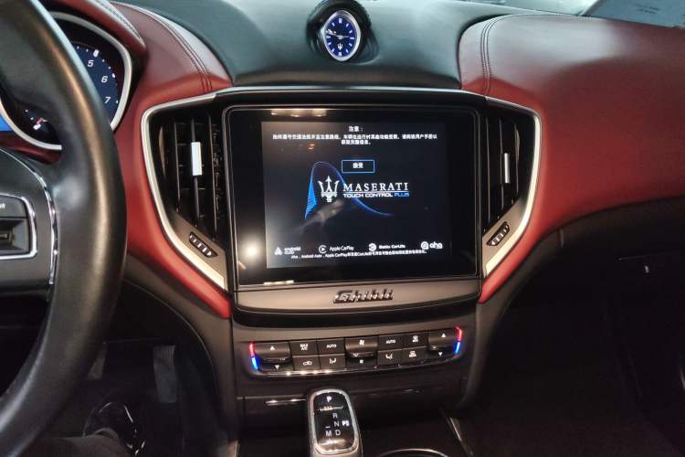 Used Maserati Ghibli 2019 3.0T Standard Version China VI Audio And AC Panel