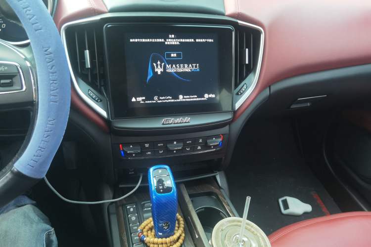 Used Maserati Ghibli 2019 3.0T Luxury Edition China VI Standard Audio And AC Panel