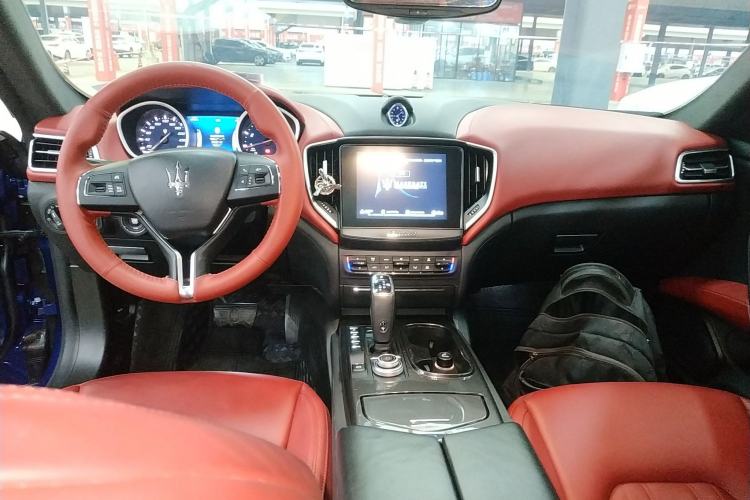 Used Maserati Ghibli 2019 3.0T Standard Version China VI Center Console
