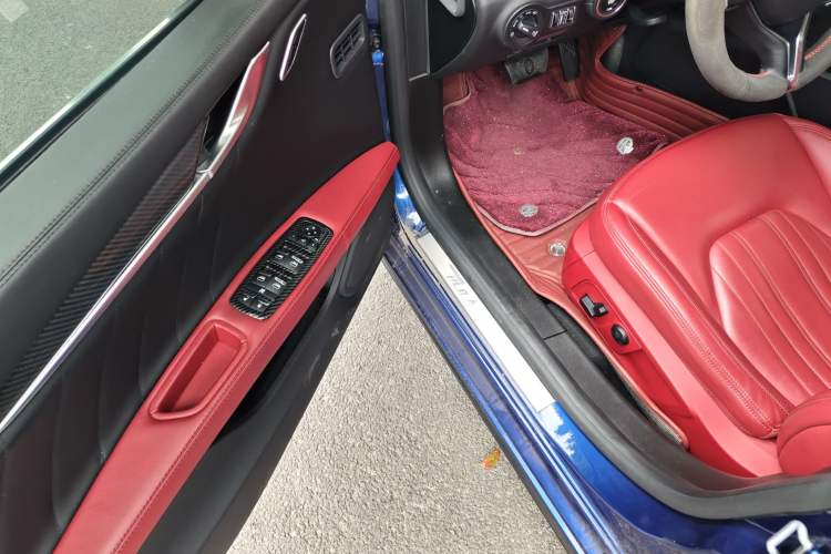 Used Maserati Ghibli 2019 3.0T Standard Version China V Emission Standard Driver Seat