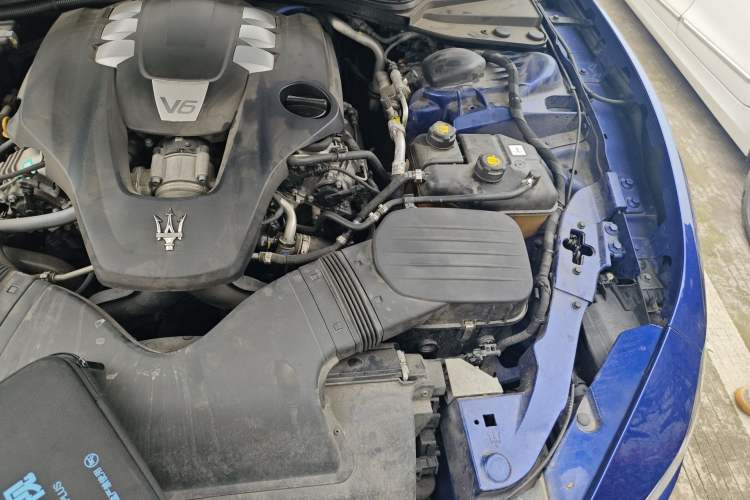 Used Maserati Ghibli 2019 3.0T Standard Version China V Emission Standard Engine Bay Left
