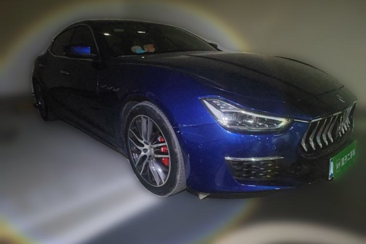 Used Maserati Ghibli 2019 3.0T Luxury Edition China VI Standard Front Right 45 Deg