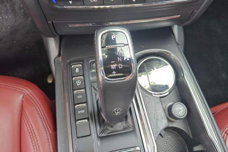 Used Maserati Ghibli 2019 3.0T Standard Version China V Emission Standard Gear Lever