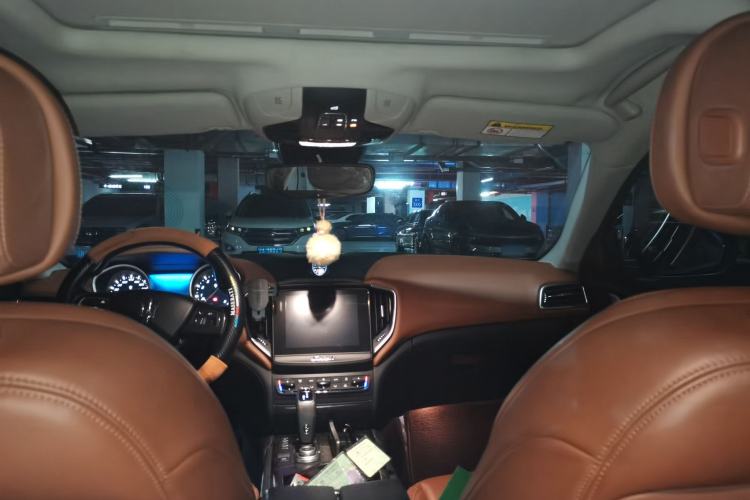 Used Maserati Ghibli 2019 3.0T Standard Version China V Emission Standard Headliner