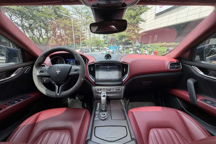 Used Maserati Ghibli 2019 3.0T Luxury Edition China VI Standard Interior 1