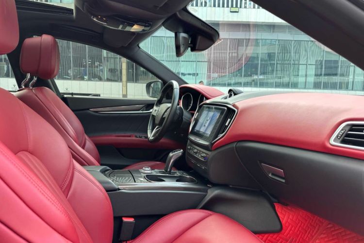 Used Maserati Ghibli 2019 3.0T Standard Version China VI Interior 4
