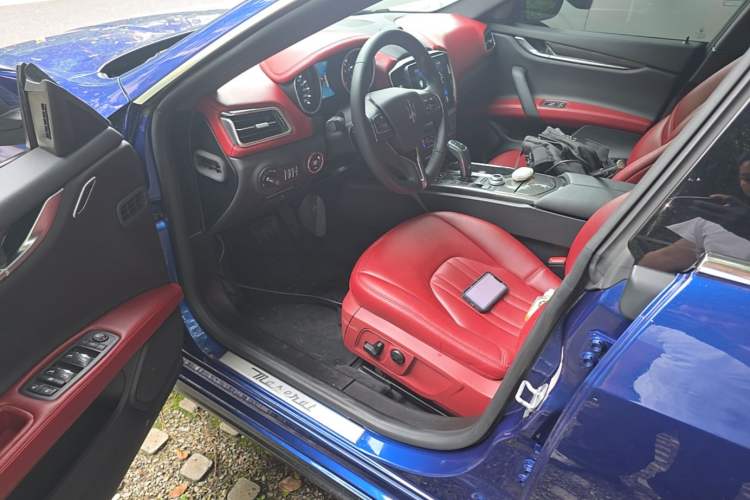 Used Maserati Ghibli 2019 3.0T Standard Version China V Emission Standard Left Front Seat