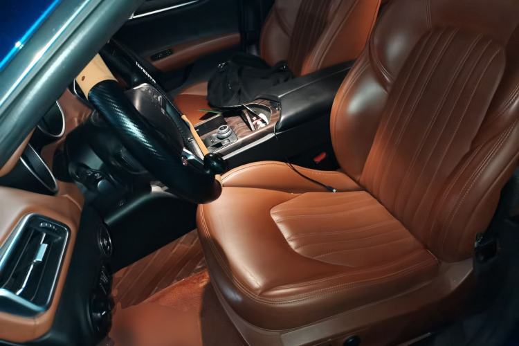 Used Maserati Ghibli 2019 3.0T Standard Version China V Emission Standard Left Front Seat