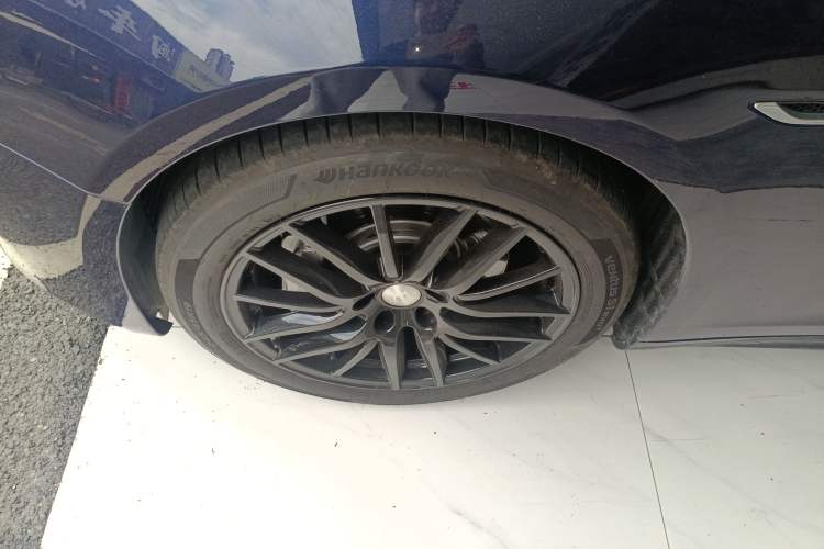 Used Maserati Ghibli 2019 3.0T Standard Version China VI Left Front Wheel Hub