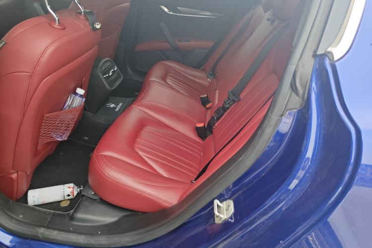 Used Maserati Ghibli 2019 3.0T Standard Version China V Emission Standard Left Rear Seat
