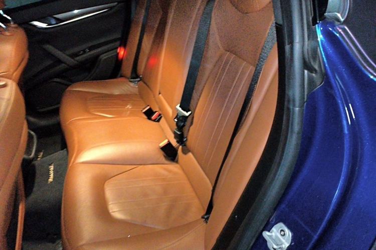 Used Maserati Ghibli 2019 3.0T Standard Version China V Emission Standard Left Rear Seat