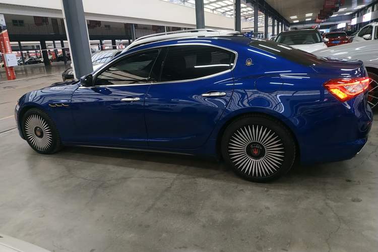 Used Maserati Ghibli 2019 3.0T Standard Version China VI Left Side
