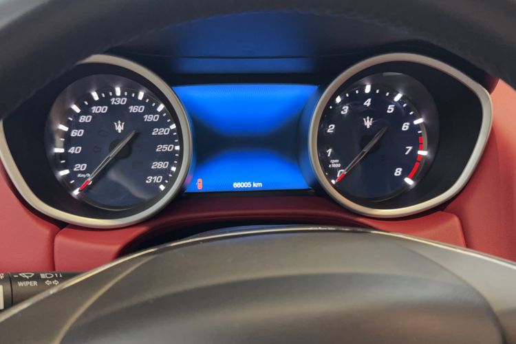 Used Maserati Ghibli 2019 3.0T Standard Version China VI Odometer Close Up