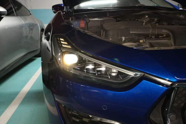 Used Maserati Ghibli 2019 3.0T Standard Version China V Emission Standard Right Front Headlight