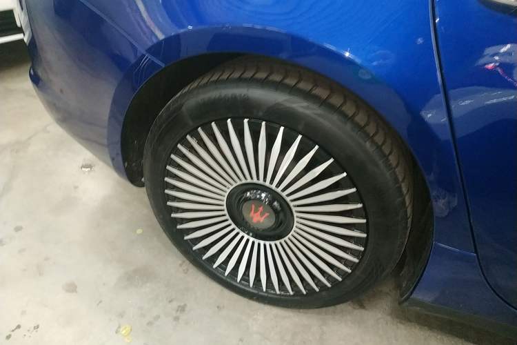 Used Maserati Ghibli 2019 3.0T Standard Version China VI Right Rear Wheel Hub