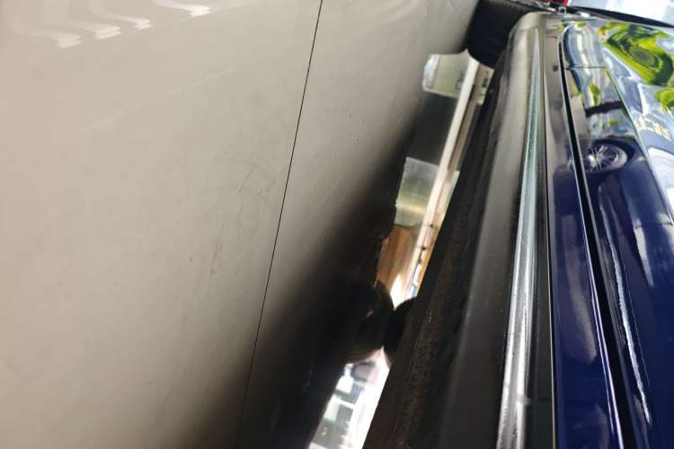 Used Maserati Ghibli 2019 3.0T Standard Version China VI Right Side Sill