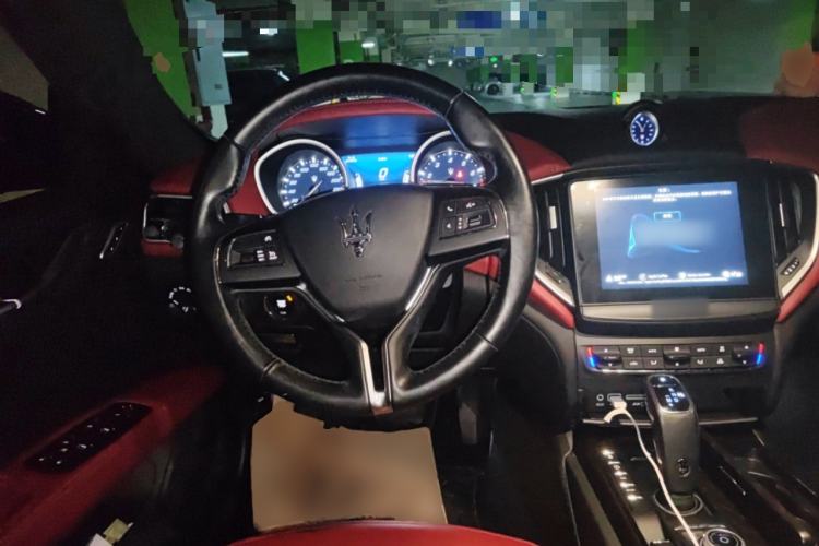 Used Maserati Ghibli 2019 3.0T Luxury Edition China VI Standard Steering Wheel