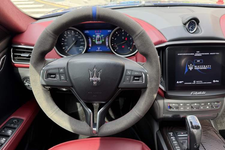 Used Maserati Ghibli 2019 3.0T Luxury Edition China VI Standard Steering Wheel