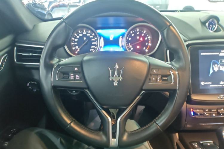 Used Maserati Ghibli 2019 3.0T Standard Version China V Emission Standard Steering Wheel