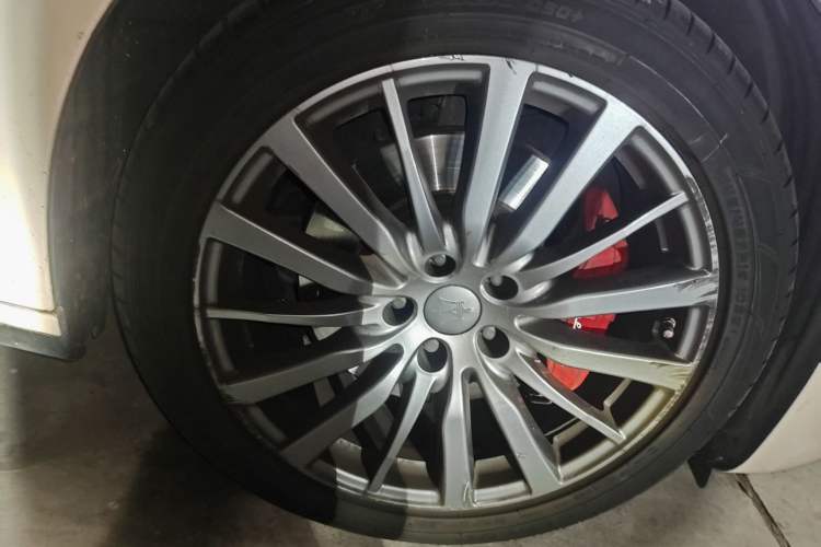Used Maserati Ghibli 2019 3.0T Standard Version China VI Right Front Wheel Hub