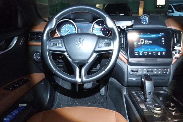 Used Maserati Ghibli 2019 3.0T Standard Version China VI Steering Wheel