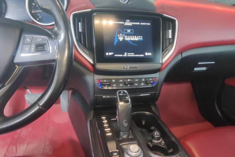 Used Maserati Ghibli 2019 3.0T Standard Version China V Emission Standard Audio And AC Panel
