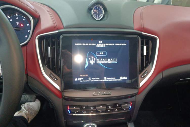 Used Maserati Ghibli 2019 3.0T Standard Version China VI Audio And AC Panel