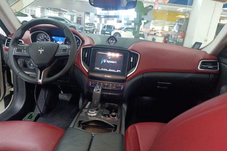 Used Maserati Ghibli 2019 3.0T Standard Version China VI Center Console