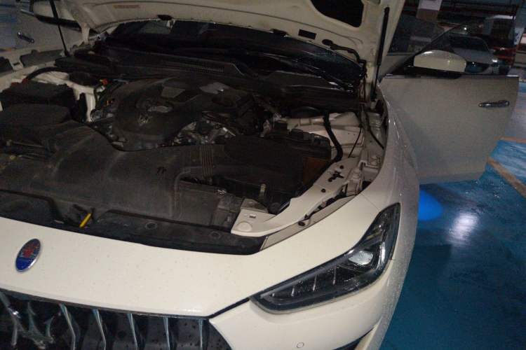 Used Maserati Ghibli 2019 3.0T Luxury Edition China V Standard Engine Bay Left