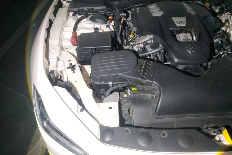 Used Maserati Ghibli 2019 3.0T Luxury Edition China V Standard Engine Bay Right