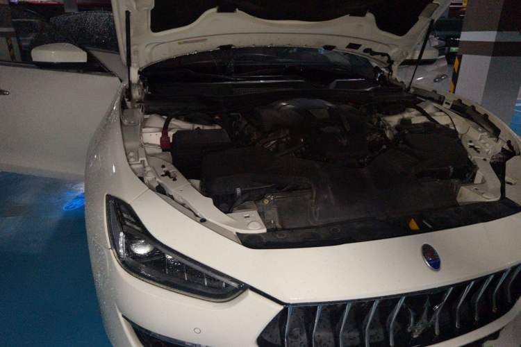 Used Maserati Ghibli 2019 3.0T Luxury Edition China V Standard Engine Bay Right